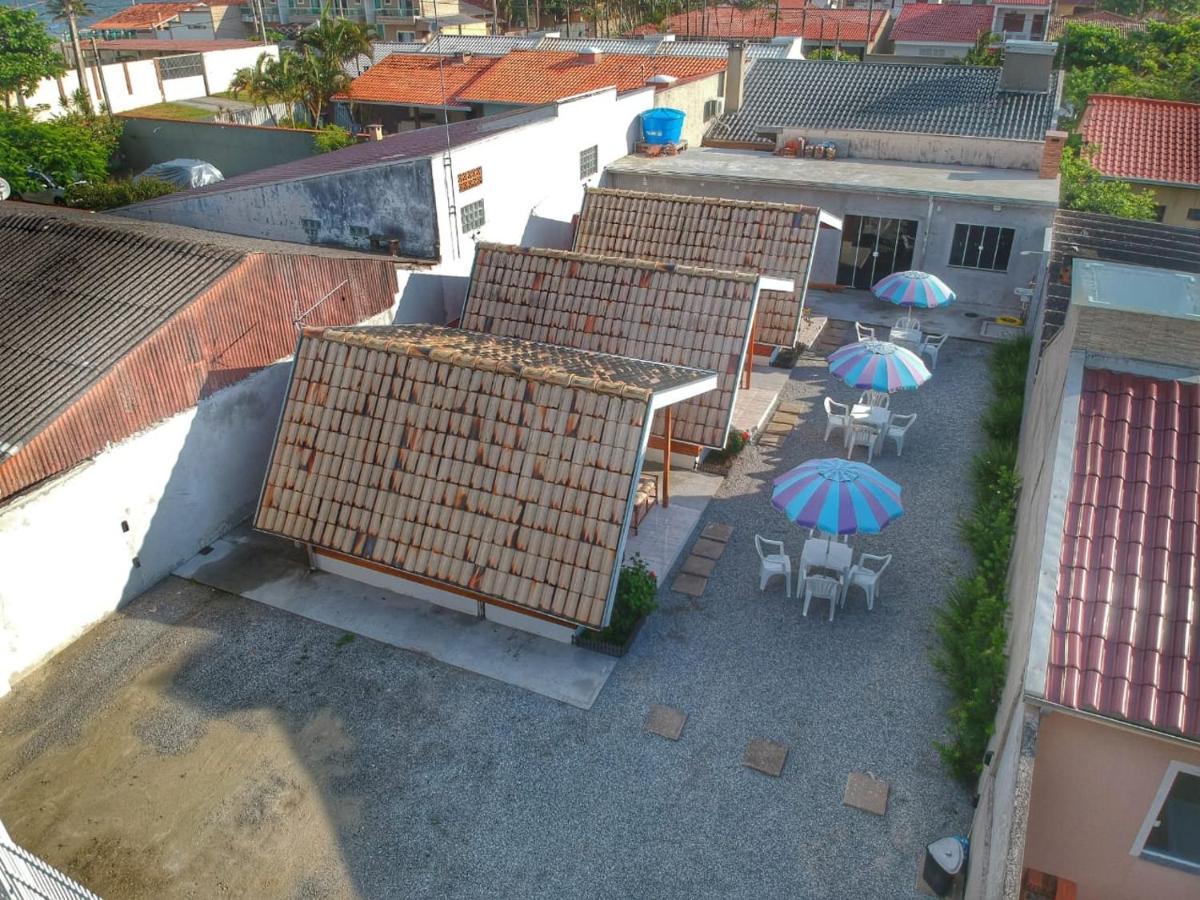 Residencial Chales Riviera Matinhos Luaran gambar